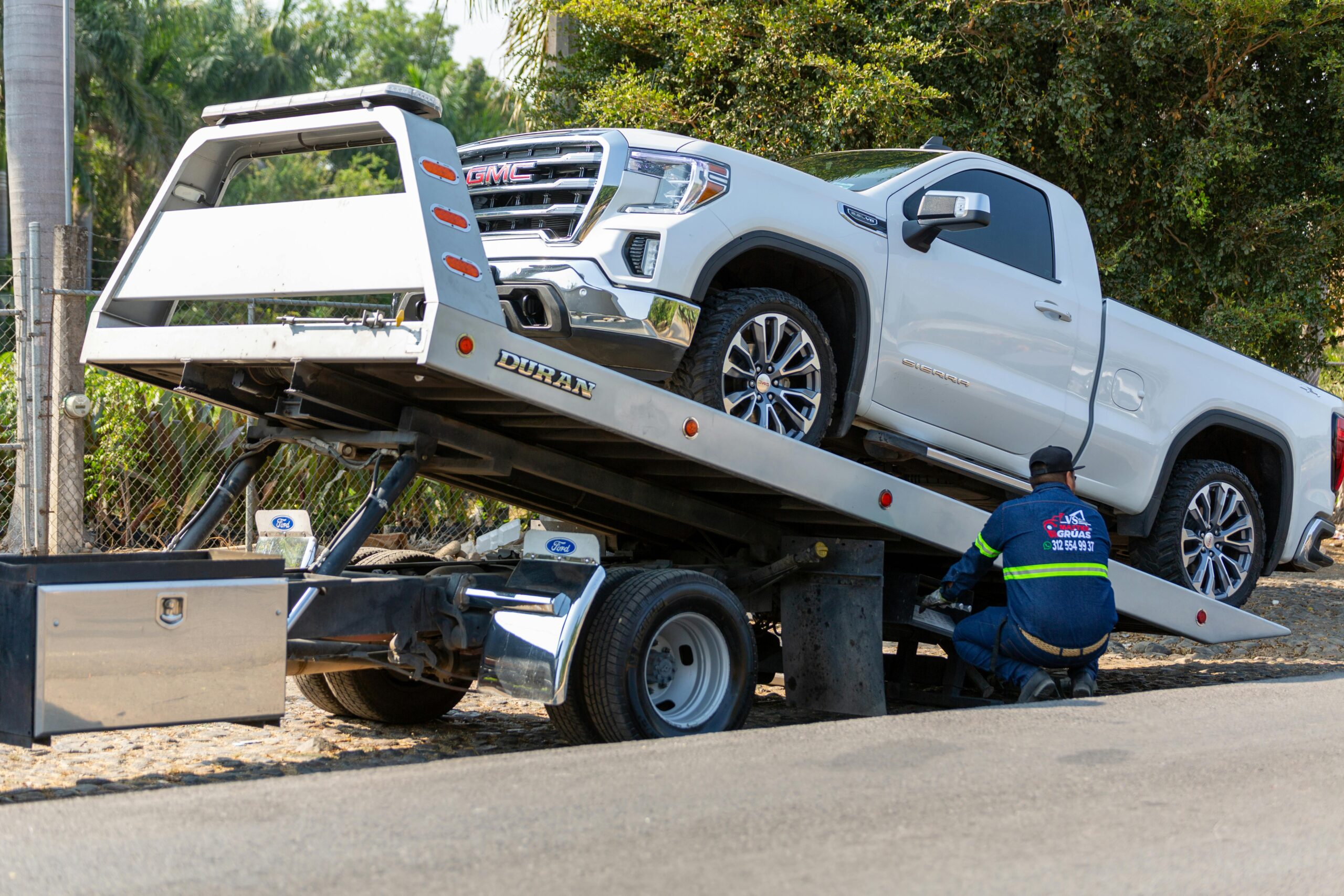 Towing on a flatbed 